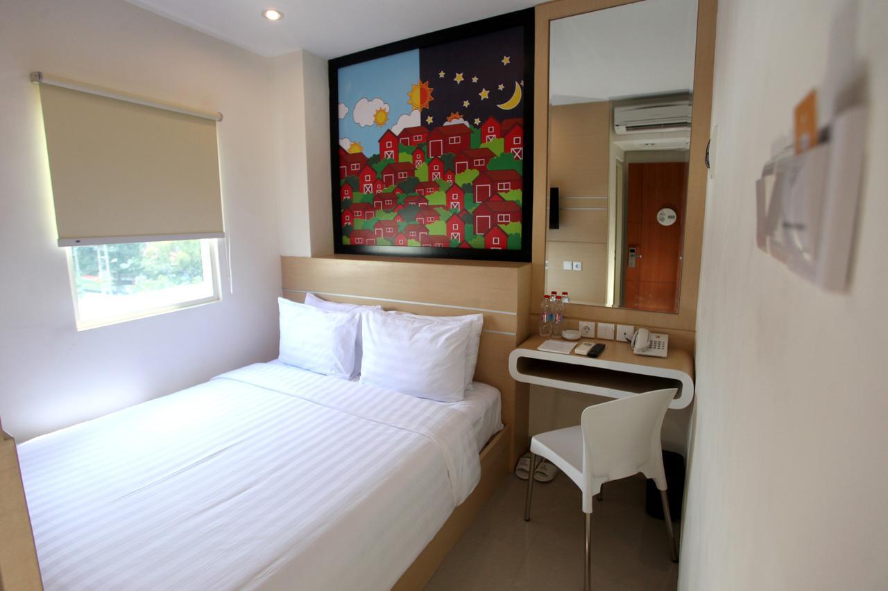 Nite & Day Surabaya - Gunungsari Hotell Eksteriør bilde
