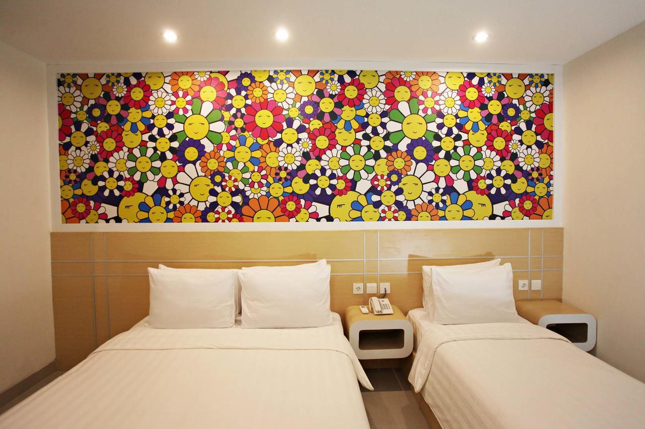 Nite & Day Surabaya - Gunungsari Hotell Eksteriør bilde
